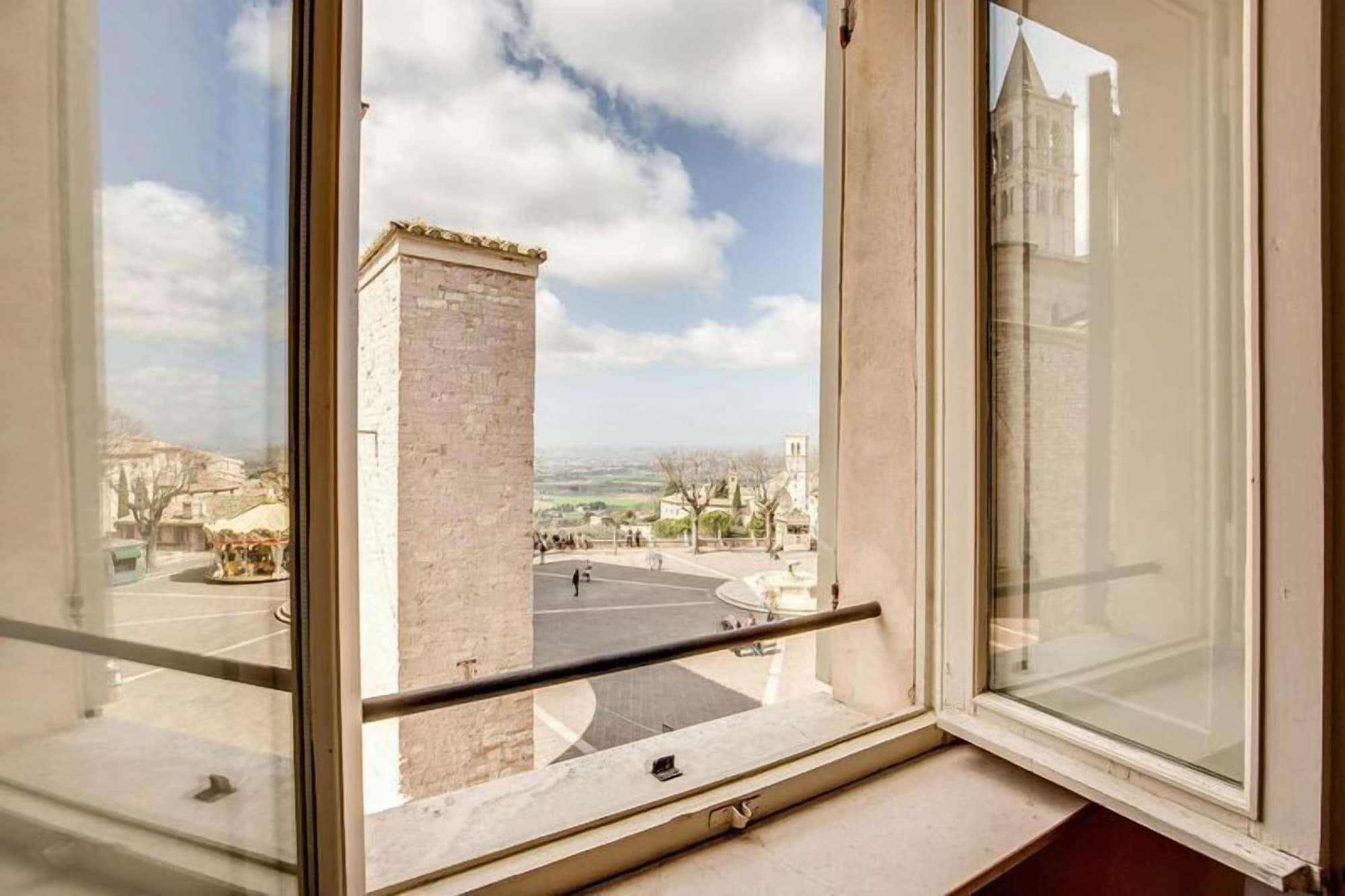 Hotel Roma Assise Extérieur photo