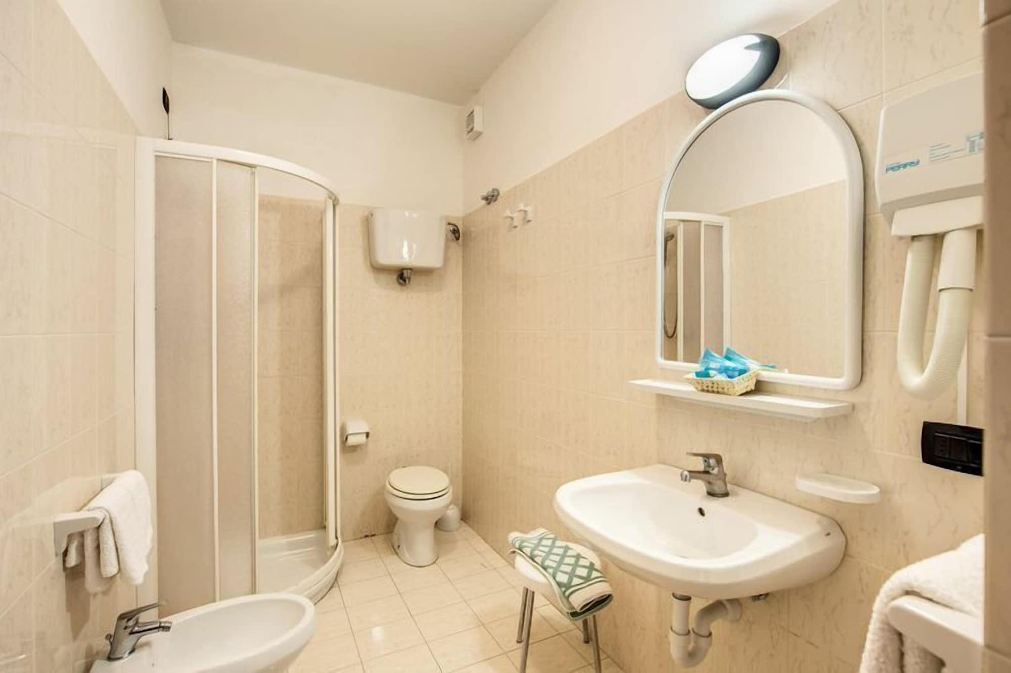 Hotel Roma Assise Extérieur photo