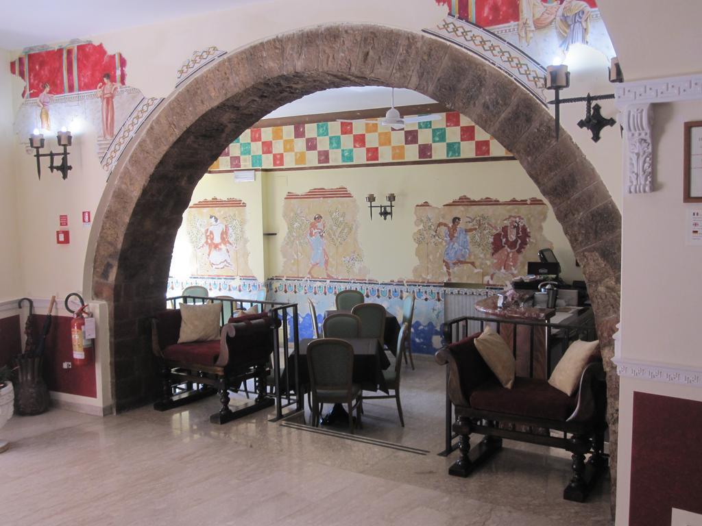 Hotel Roma Assise Extérieur photo